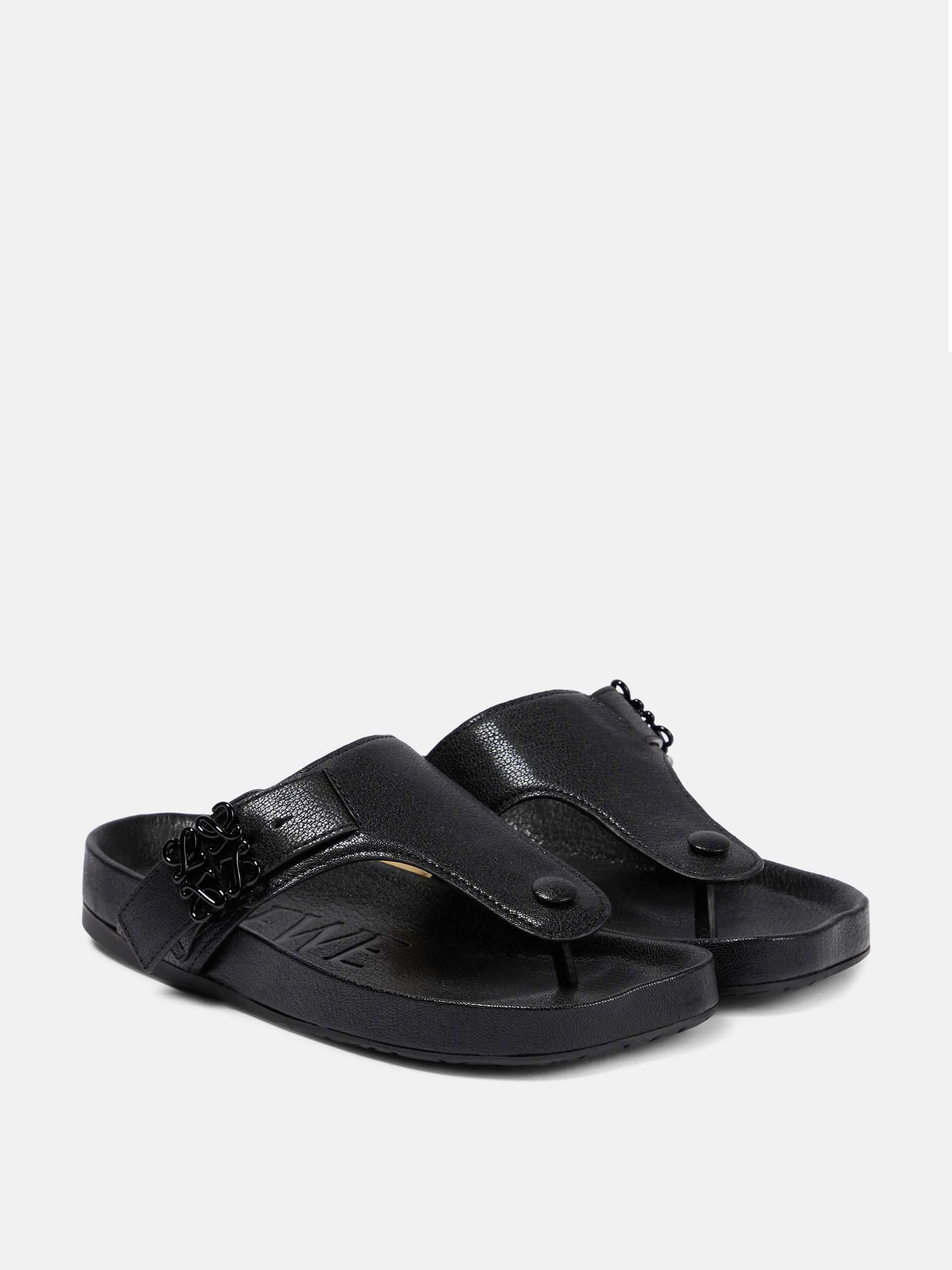 Leather thong sandals