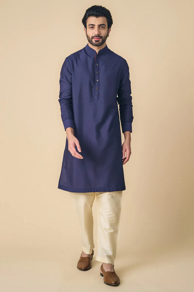 Navy Kurta With Contrast Edge Detailing