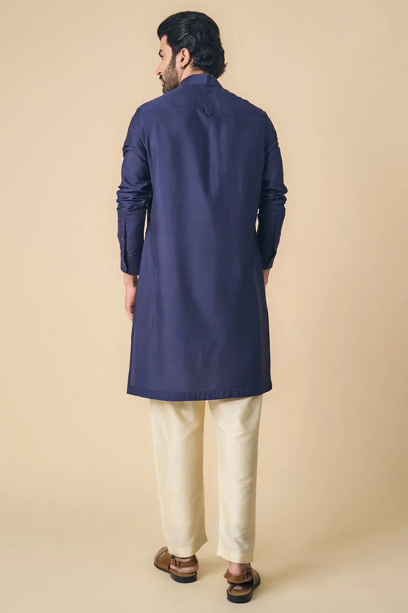 Navy Kurta With Contrast Edge Detailing